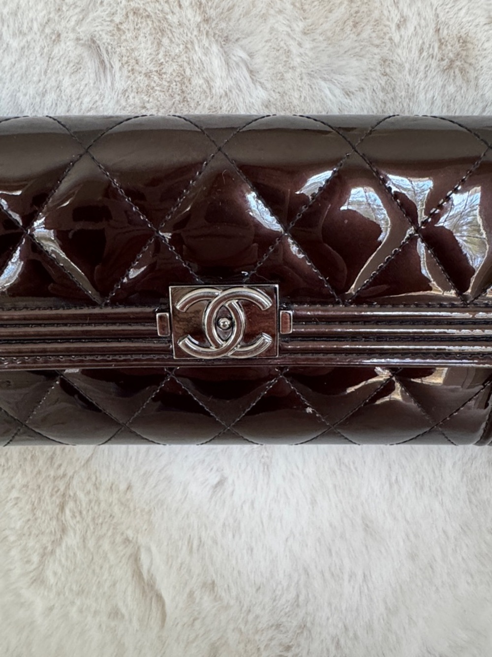 CHANEL Quilted Patent Leather Boy Wallet on chain w/insert in Deep Brown - Picture 5 of 16